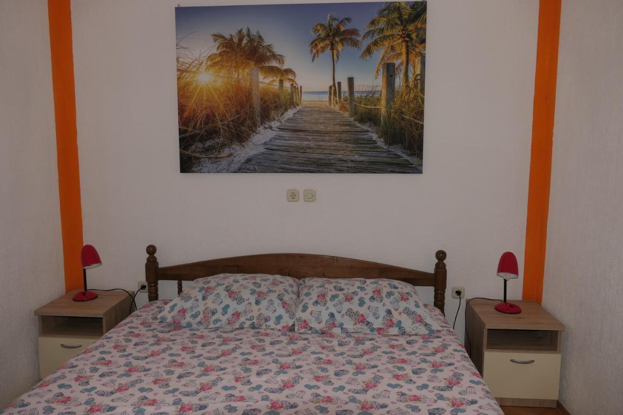 Apartments And Rooms Juki Senj  Luaran gambar
